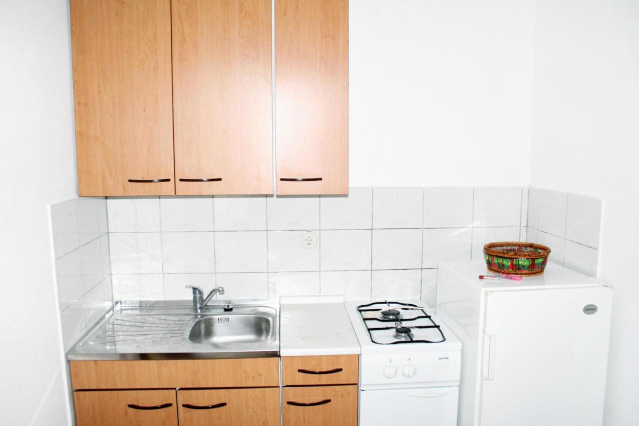 Apartments By The Sea Mandre, Pag - 3084 Kolan Buitenkant foto