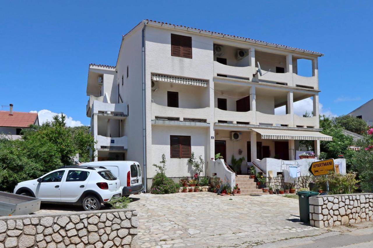 Apartments By The Sea Mandre, Pag - 3084 Kolan Buitenkant foto