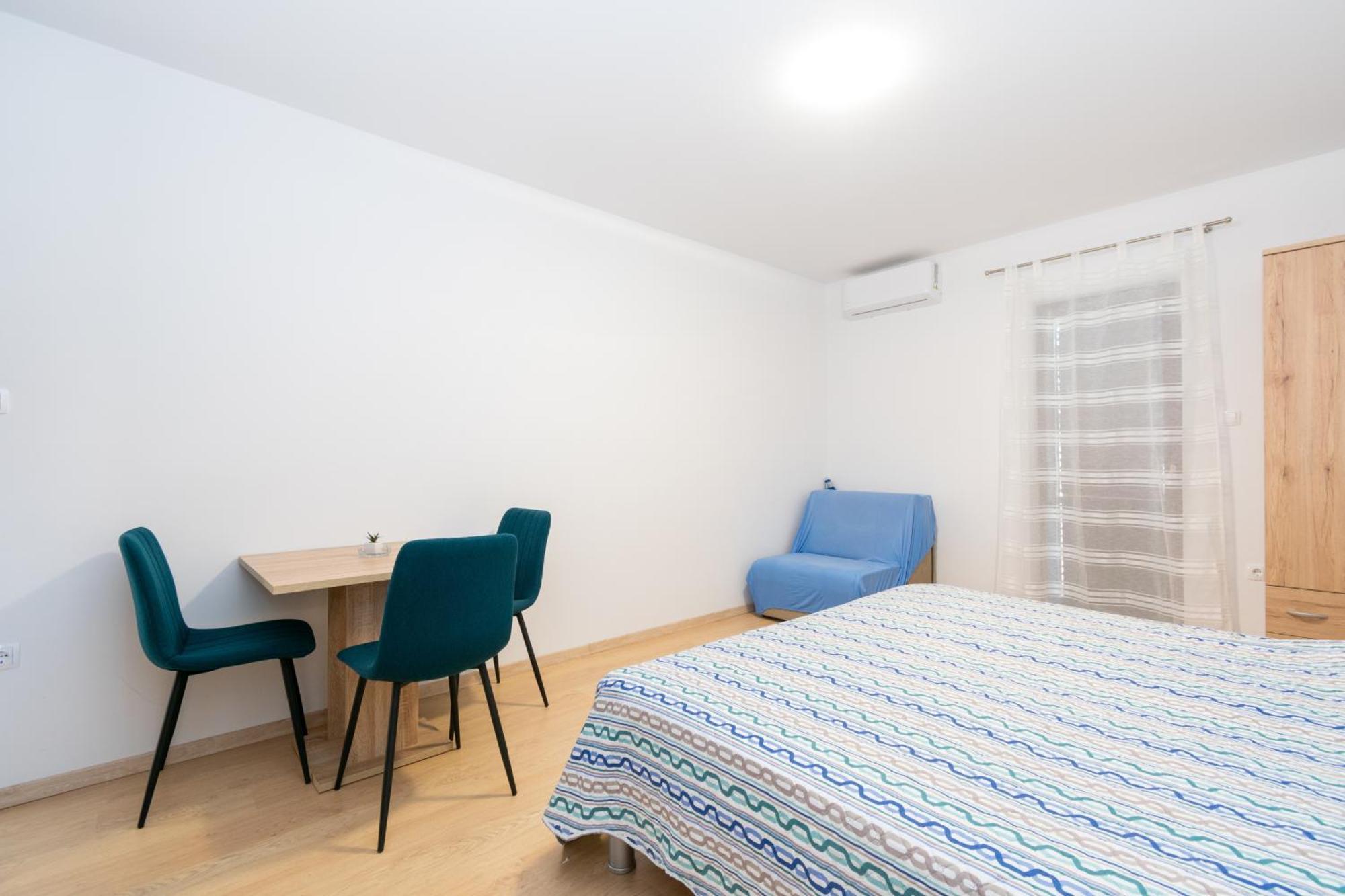 Apartments By The Sea Mandre, Pag - 3084 Kolan Kamer foto